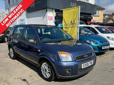 Used Ford Fusion Zetec 101 HP (74 kW) 2006 Blue Hatchback