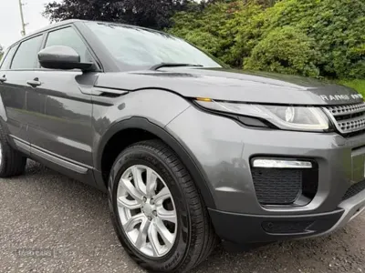 Used Land Rover Range Rover evoque SE 240 HP (176 kW) 2018 Hatchback