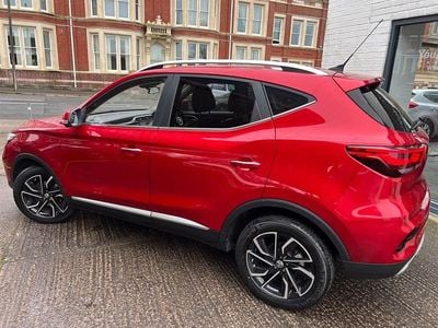 Used MG MG3 106 HP (77 kW) 2022 Red Hatchback