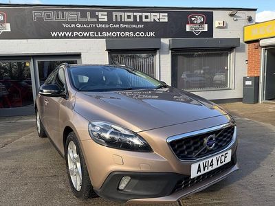 Bronze Used 2014 Volvo V40 Hatchback | £5,495 (A bit pricey)