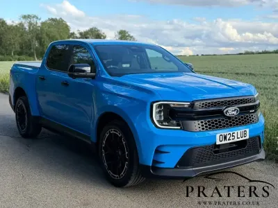 Used Ford Ranger 240 HP (176 kW) 2025 Blue Pickup