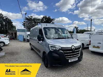 Used Renault Master Business 135 HP (99 kW) 2023 Grey MPV