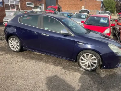 Used Alfa Romeo Giulietta Veloce 103 HP (75 kW) 2011 Blue Hatchback