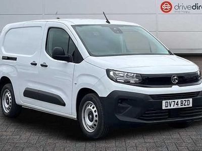 White Used 2024 Vauxhall Combo S MPV | £13,850 (Good price)