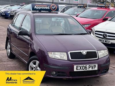 Used Skoda Fabia Elegance 75 HP (55 kW) 2006 Mauve/purple Hatchback