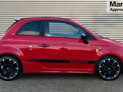 Używany Abarth 595 Competizione 180 KM (132 kW) 2018 Czerwony Kabriolet