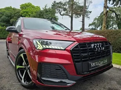 Used Audi Q7 Black Edition 286 HP (210 kW) 2021 Red SUV