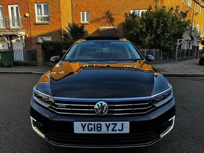 Used VW Passat Advance 115 HP (84 kW) 2018 Black Estate