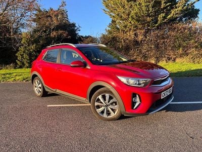 Red Used 2022 Kia Stonic SUV | £12,995 (Fair price)