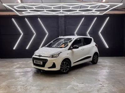 Used Hyundai i10 GO! 66 HP (48 kW) 2018 White Hatchback