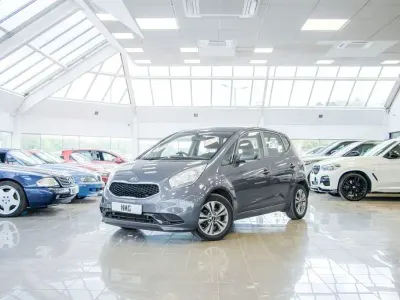 Used Kia Venga 89 HP (65 kW) 2015 Blue Hatchback