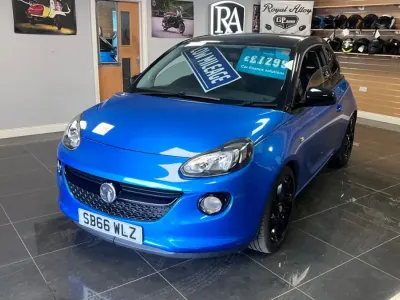 Używany Vauxhall Adam 70 KM (51 kW) 2016 Niebieski Hatchback