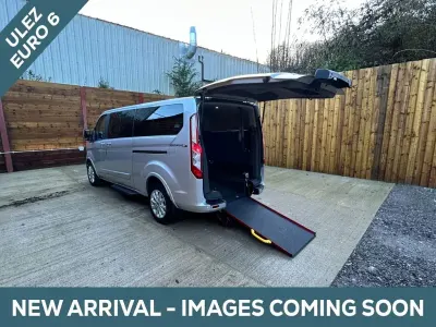 Used Ford Tourneo Custom 2022 Silver Van