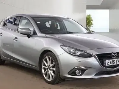 Używany Mazda 3 Inclusive 150 KM (110 kW) 2015 Srebrny Hatchback