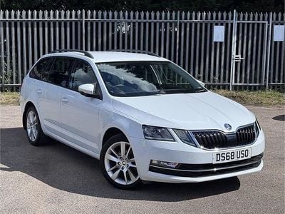 White Used 2018 Skoda Octavia SE L Estate | £10,495 (Fair price)