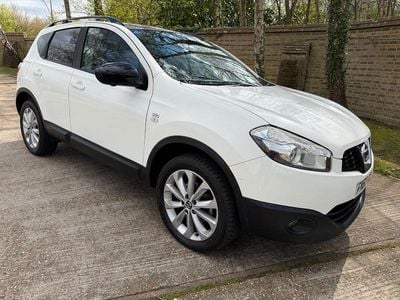 Used Nissan Qashqai 360º 110 HP (80 kW) 2013 White SUV
