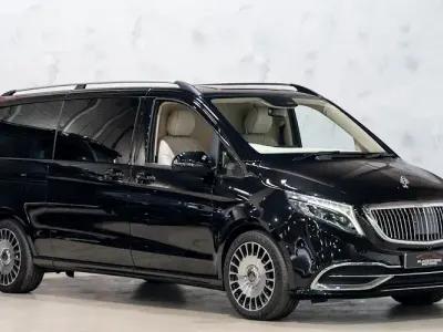 Used Mercedes V300 AMG line 237 HP (174 kW) 2022 Black MPV