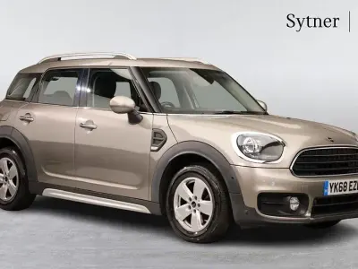 Used Mini Cooper D Countryman 148 HP (108 kW) 2018 Silver SUV
