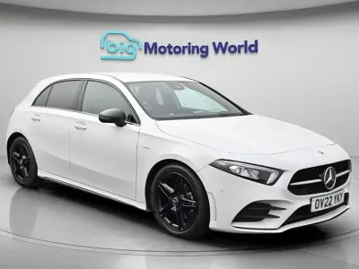 Used Mercedes A180 Executive 136 HP (100 kW) 2022 White Hatchback
