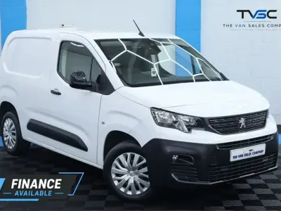 Used Peugeot Partner Premium 131 HP (96 kW) 2022 White MPV