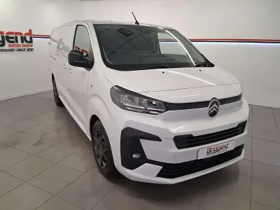 Używany Citroën Dispatch 120 KM (88 kW) 2024 Biały Minivan