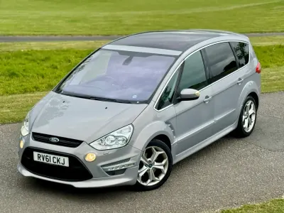 Usado Ford S-MAX Titanium X 163 CV (119 kW) 2011 Plateado Monovolumen