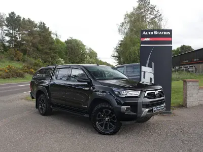 Usado Toyota HiLux 204 CV (150 kW) 2021 Negro Pickup/Camioneta