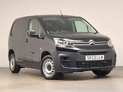 Used Citroën Berlingo 100 HP (73 kW) 2023 Black MPV