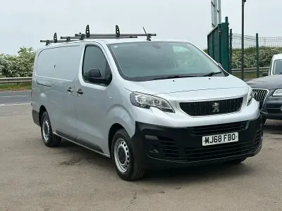 Käytetty Peugeot Expert