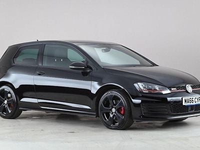 Begagnad VW Golf VII GTI 220 HK (161 kW) 2016 Svart Halvkombi
