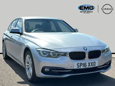 Begagnad BMW 330e Sport Line 2016 Silver Sedan