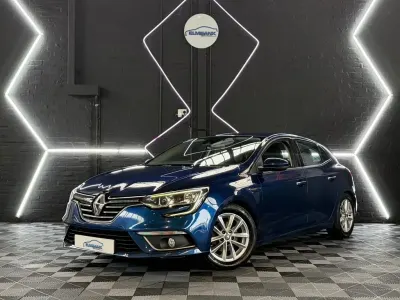 Used Renault Mégane Dynamique 110 HP (80 kW) 2016 Blue Hatchback