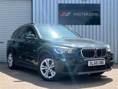 Begagnad BMW X1 Comfort Edition 150 HK (110 kW) 2016 Svart SUV