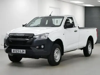 Used Isuzu D-Max 162 HP (119 kW) 2023 White Pickup