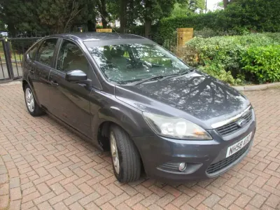 Used Ford Focus Zetec 99 HP (72 kW) 2009 Grey Hatchback