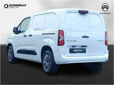 New Citroën Berlingo 101 HP (74 kW) 2026 White MPV
