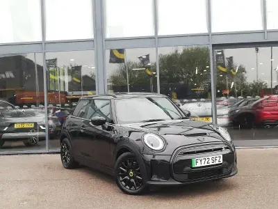 Usado Mini Cooper S Level 2 135 kW (184 CV) 2022 Negro Utilitario