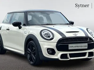 Usado Mini Cooper S Sport 192 HP (141 kW) 2019 Branco Citadino