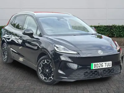 Used MG MG4 EV 117 kW (160 HP) 2026 Metallic  black pearl Hatchback