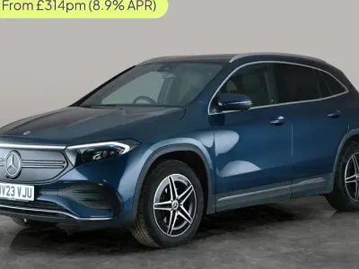 Begagnad Mercedes EQA250+ AMG line 139 kW (190 HK) 2023 Blå SUV