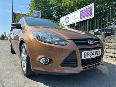 Used Ford Focus Zetec 105 HP (77 kW) 2014 Brown Hatchback