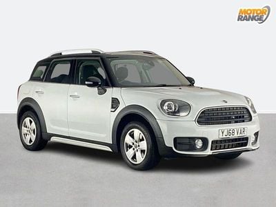 White Used 2018 Mini Cooper Countryman Classic SUV | £13,195 (Fair price)