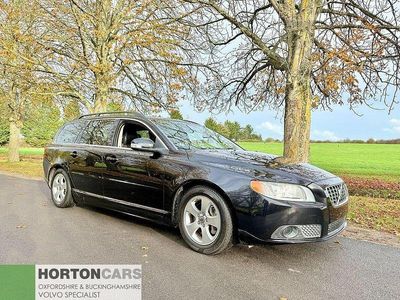 Black Used 2025 Volvo V70 SE Estate | £7,895
