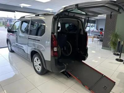 Second-hand Peugeot Rifter Allure 131 CP (96 kW) 2020 Gri Monovolum