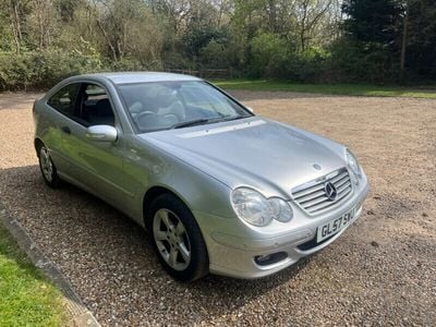 Mercedes C180