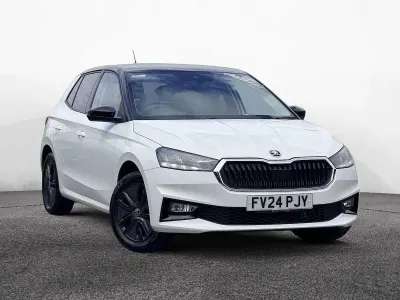 Begagnad Skoda Fabia Colour Edition 59 HK (43 kW) 2024 Vit Halvkombi