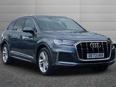 Used Audi Q7 S-Line 286 HP (210 kW) 2023 Grey SUV