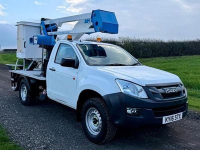 Used Isuzu D-Max 2016 White Pickup