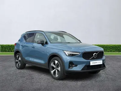 Used Volvo XC40 Ultimate 197 HP (144 kW) 2024 Blue SUV