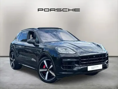 Used Porsche Cayenne S 468 HP (344 kW) 2025 Black SUV